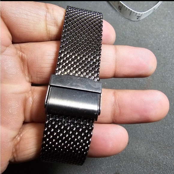 Sean John Mens Large Quartz Fashion Watch Black Mesh Strap Working SJB003GU - Picture 8 of 10